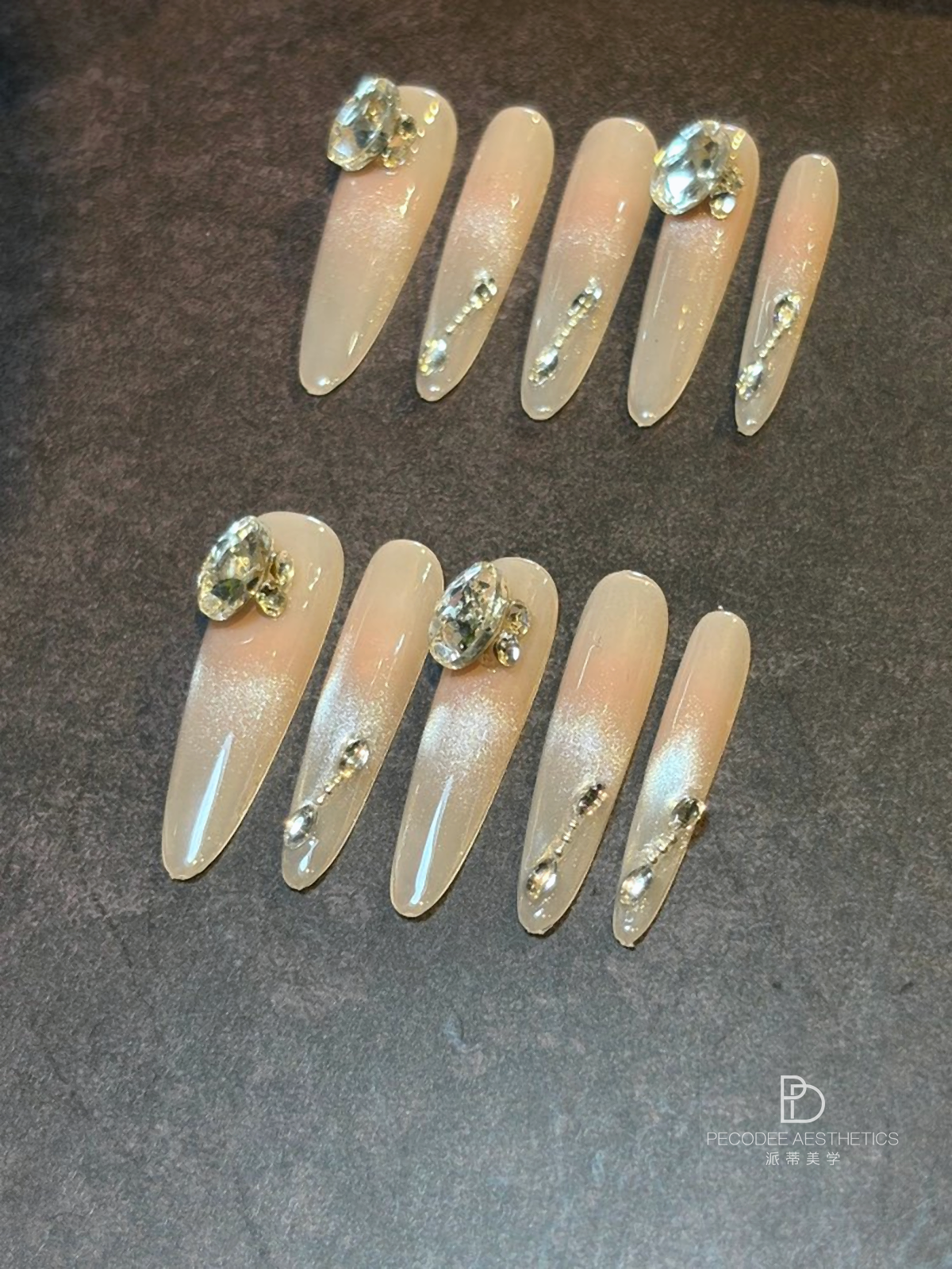 Crystal Raindrops press-on nails cover image
