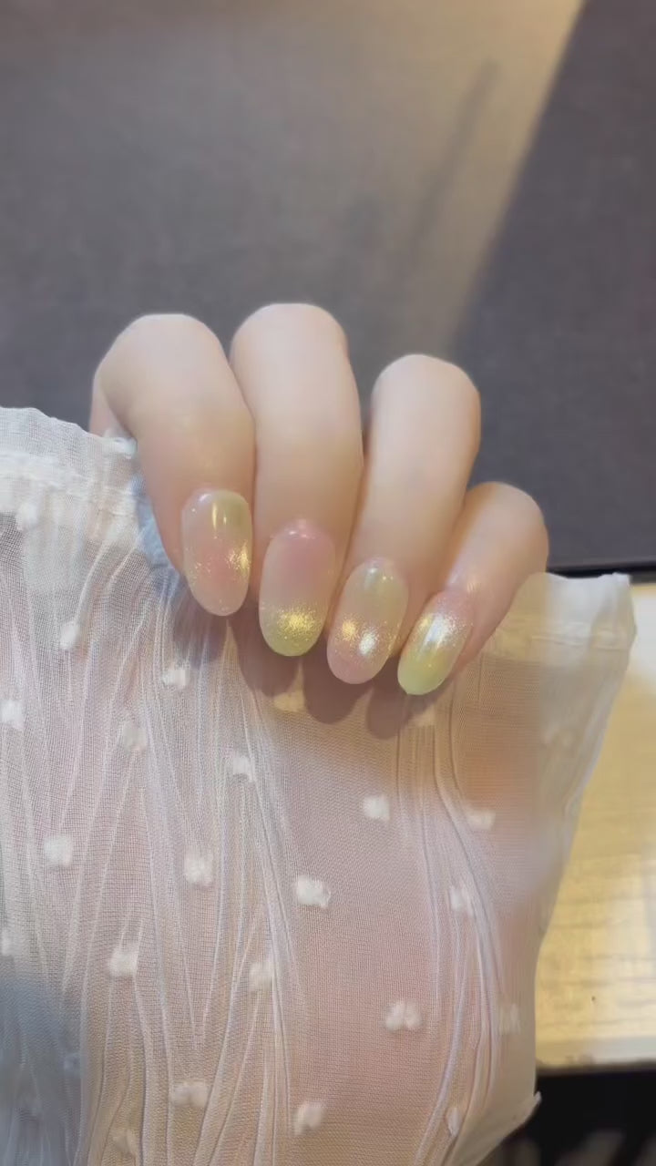 Apricot Sun Halo press-on nails product video
